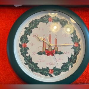 Holiday Candle Wreath Wall Clock - Green Frame Plays Carols Every Hour Pre Owned
